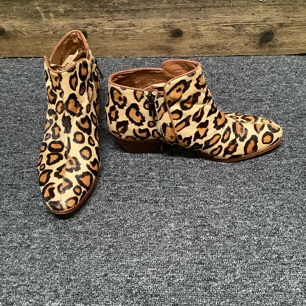 Sam Edelman Leopard Bootie, Size 9